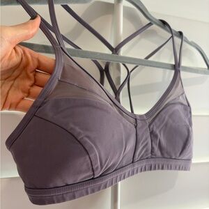 LULULEMON EUC Dusky Lavender Mesh Strappy Deep Stretch Sports Bra Top 6